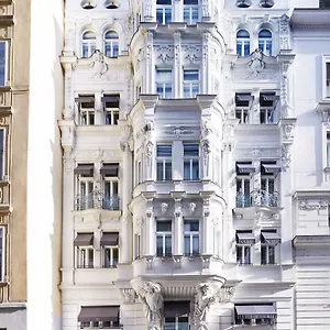 https://zur-wiener-staatsoper.vienna-besthotels.com